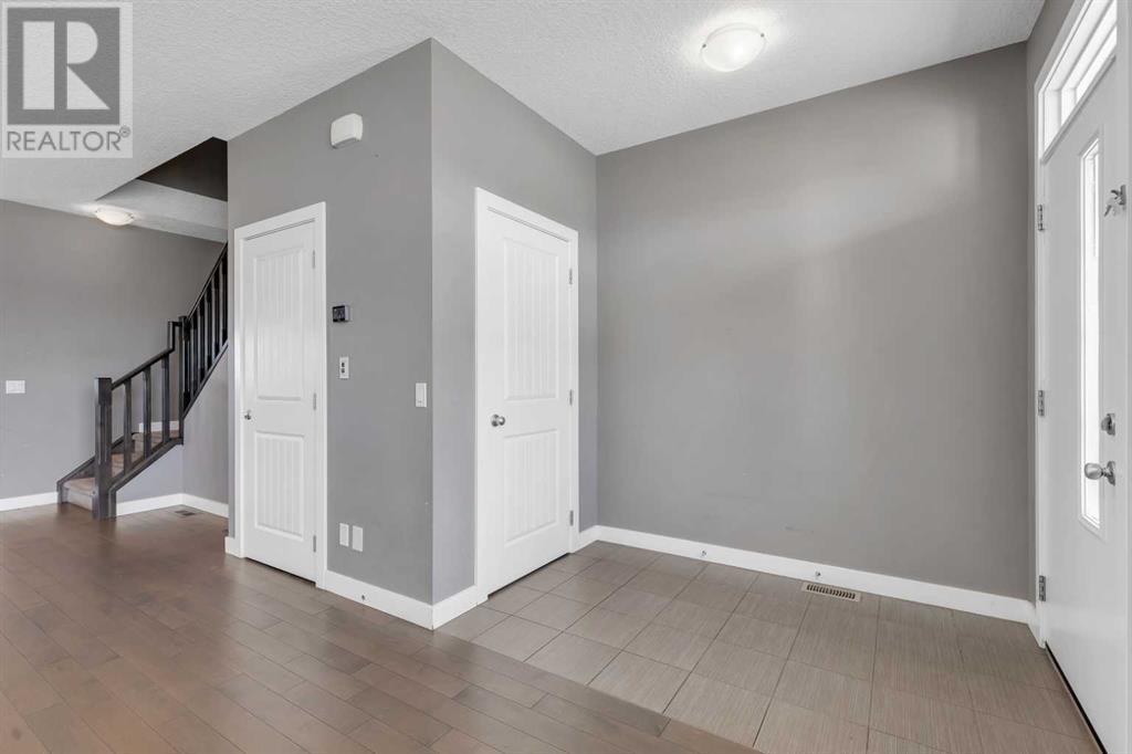 Property at 240 Savanna Road NE image 3