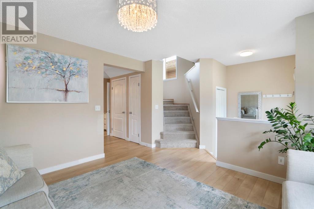 43 Eversyde Circle Sw, Calgary, Alberta  T2Y 4T3 - Photo 8 - A2219239