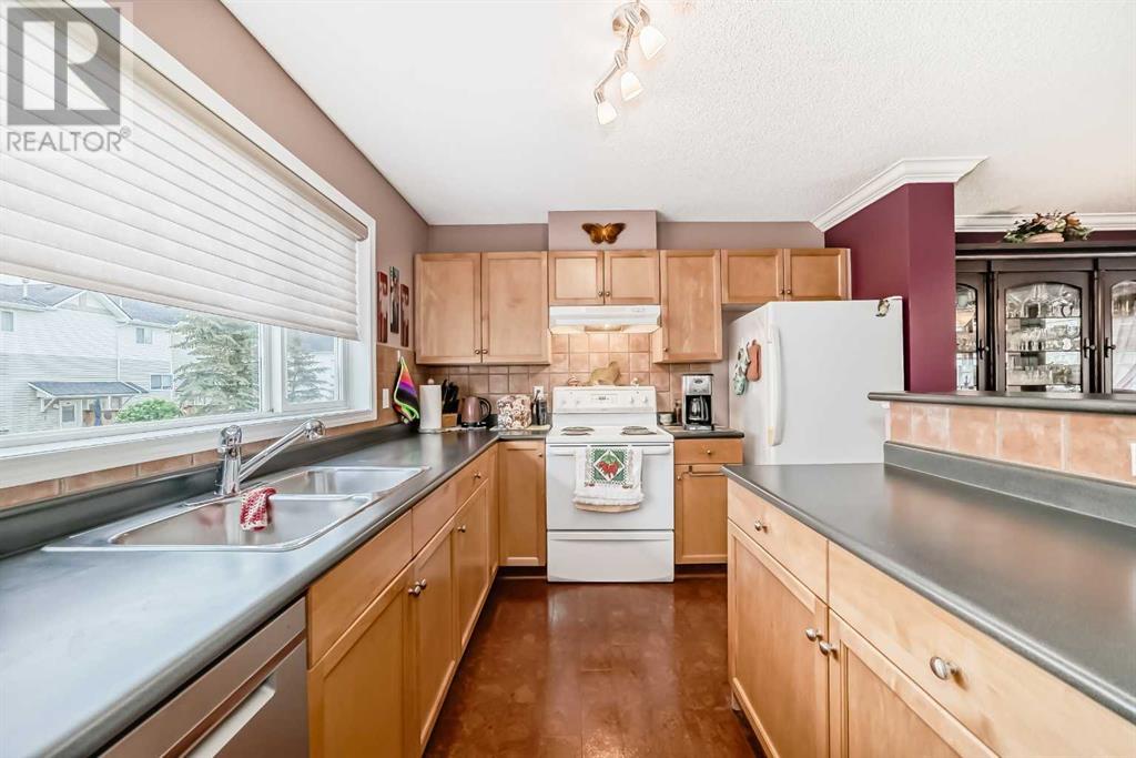 243 Prestwick Acres Lane Se, Calgary, Alberta  T2Z 3Y2 - Photo 4 - A2223654