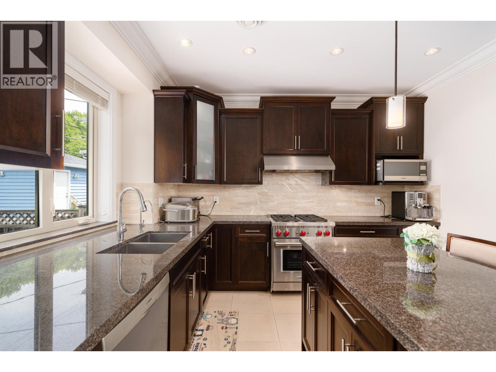 1683 W 64th Avenue, Vancouver, British Columbia  V6P 2P2 - Photo 6 - R3005753