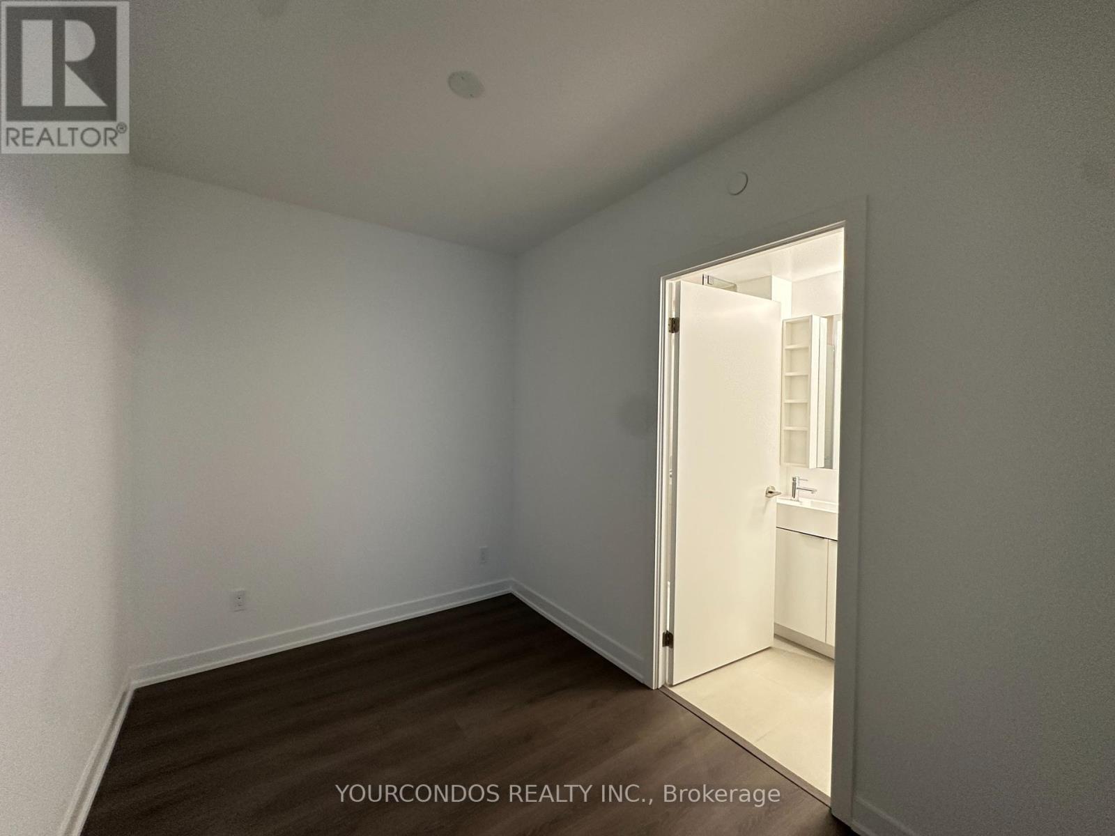 4810 - 8 Wellesley Street W, Toronto, Ontario  M4Y 0J5 - Photo 9 - C12183315