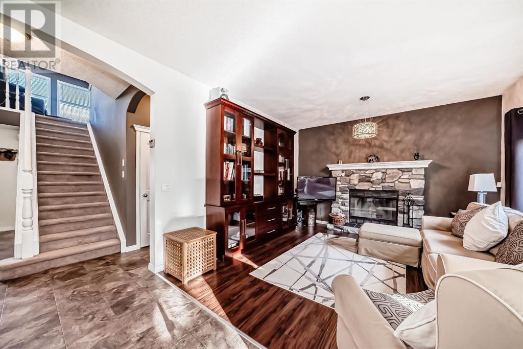 39 Bow Ridge Drive, Cochrane, Alberta  T4C 1L1 - Photo 11 - A2202919