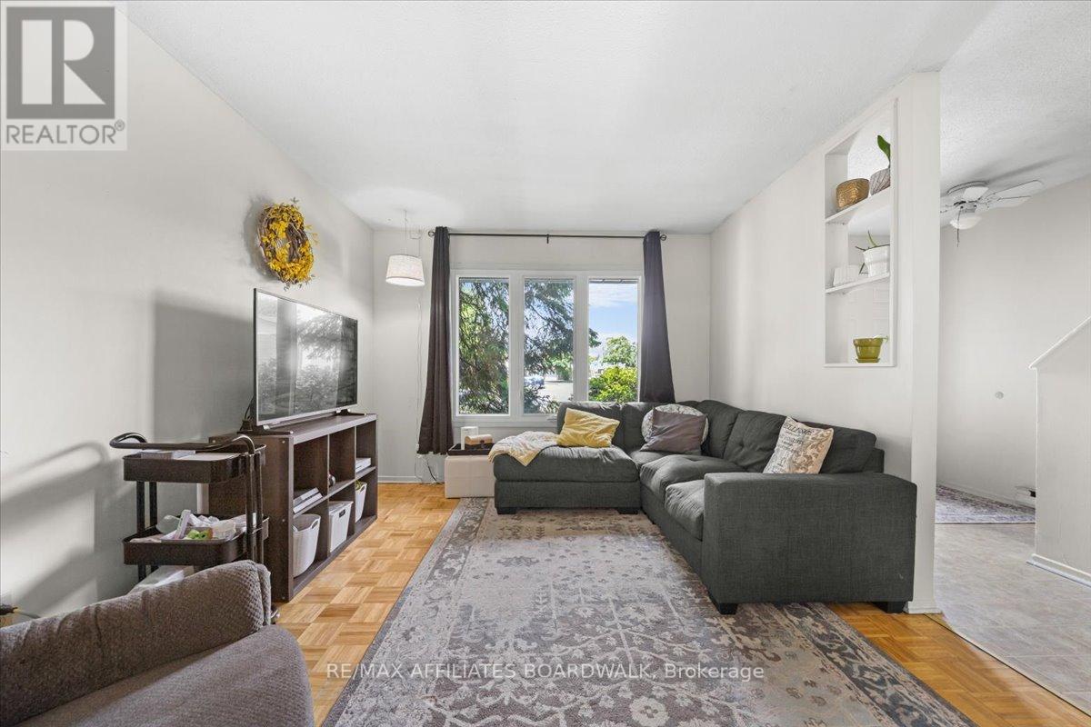 Property at 40 - 3239 BANNON WAY image 5