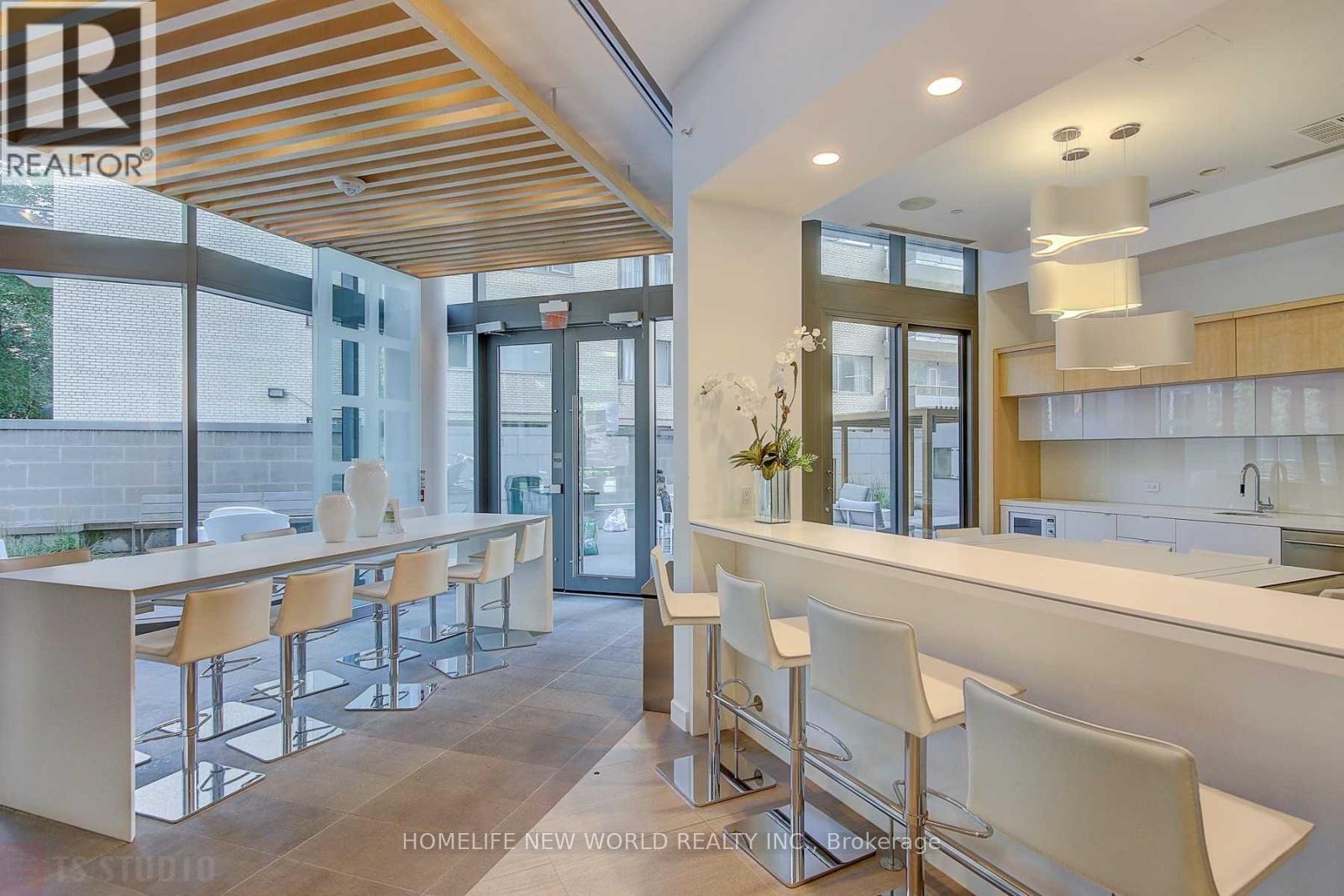 3915 - 45 Charles Street E, Toronto, Ontario  M4Y 0B8 - Photo 11 - C12187147
