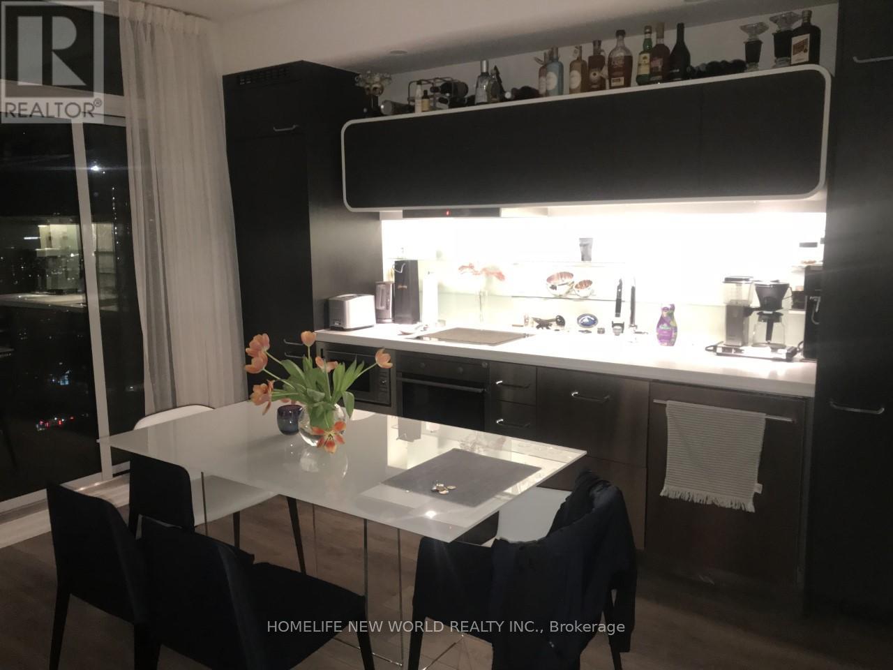3915 - 45 Charles Street E, Toronto, Ontario  M4Y 0B8 - Photo 20 - C12187147