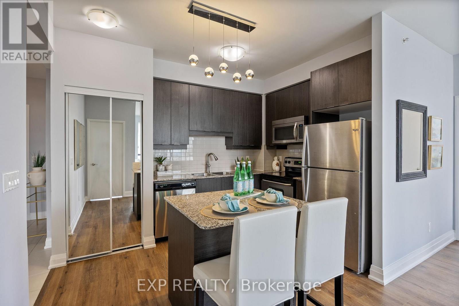 1908 - 2910 Hwy 7 Road, Vaughan, Ontario  L4K 0H8 - Photo 10 - N12187152