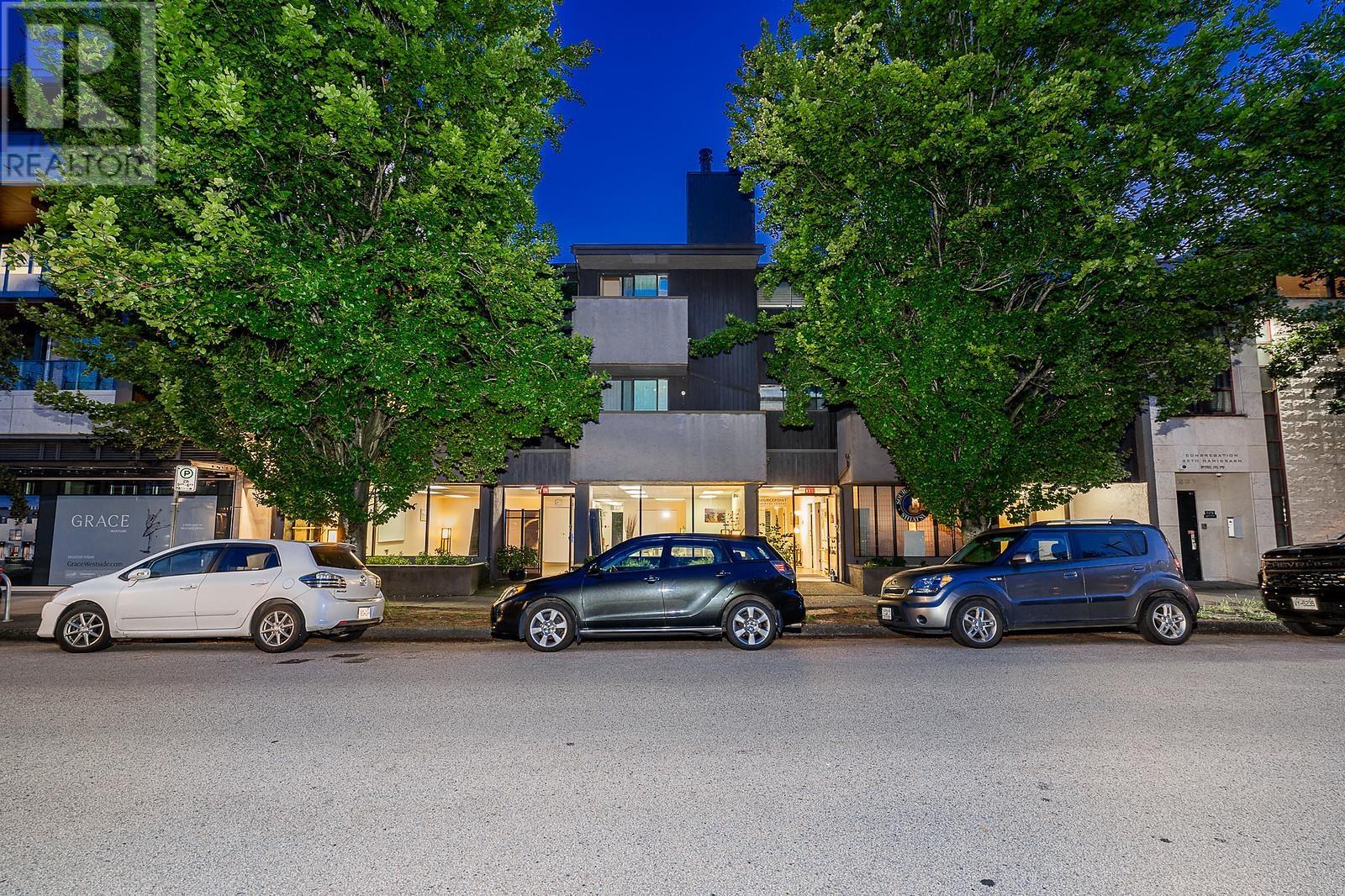 3263 HEATHER STREET, Vancouver, British Columbia