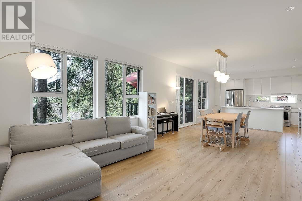 Property at 76 1228 HUDSON STREET image 3