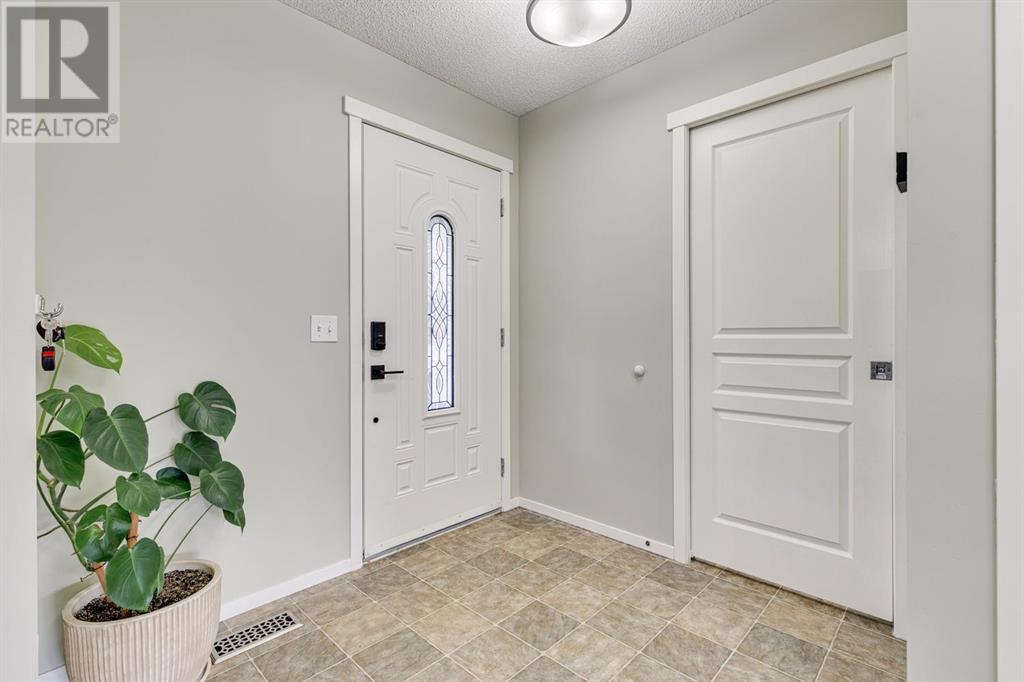 192 Copperstone Terrace Se, Calgary, Alberta  T2Z 0J4 - Photo 4 - A2223593
