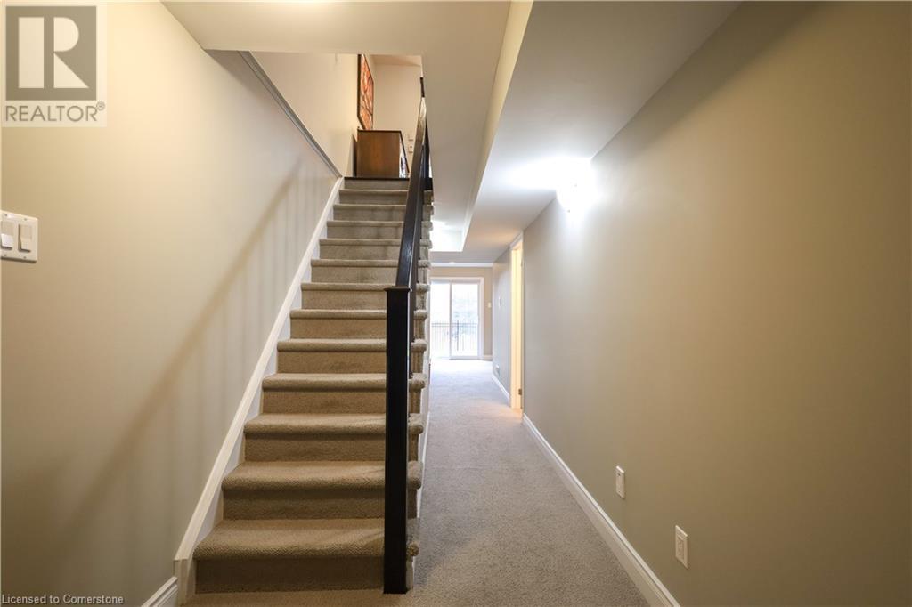 686 Wendy Culbert Crescent Unit# 5, Newmarket, Ontario  L3X 0A4 - Photo 35 - 40735951