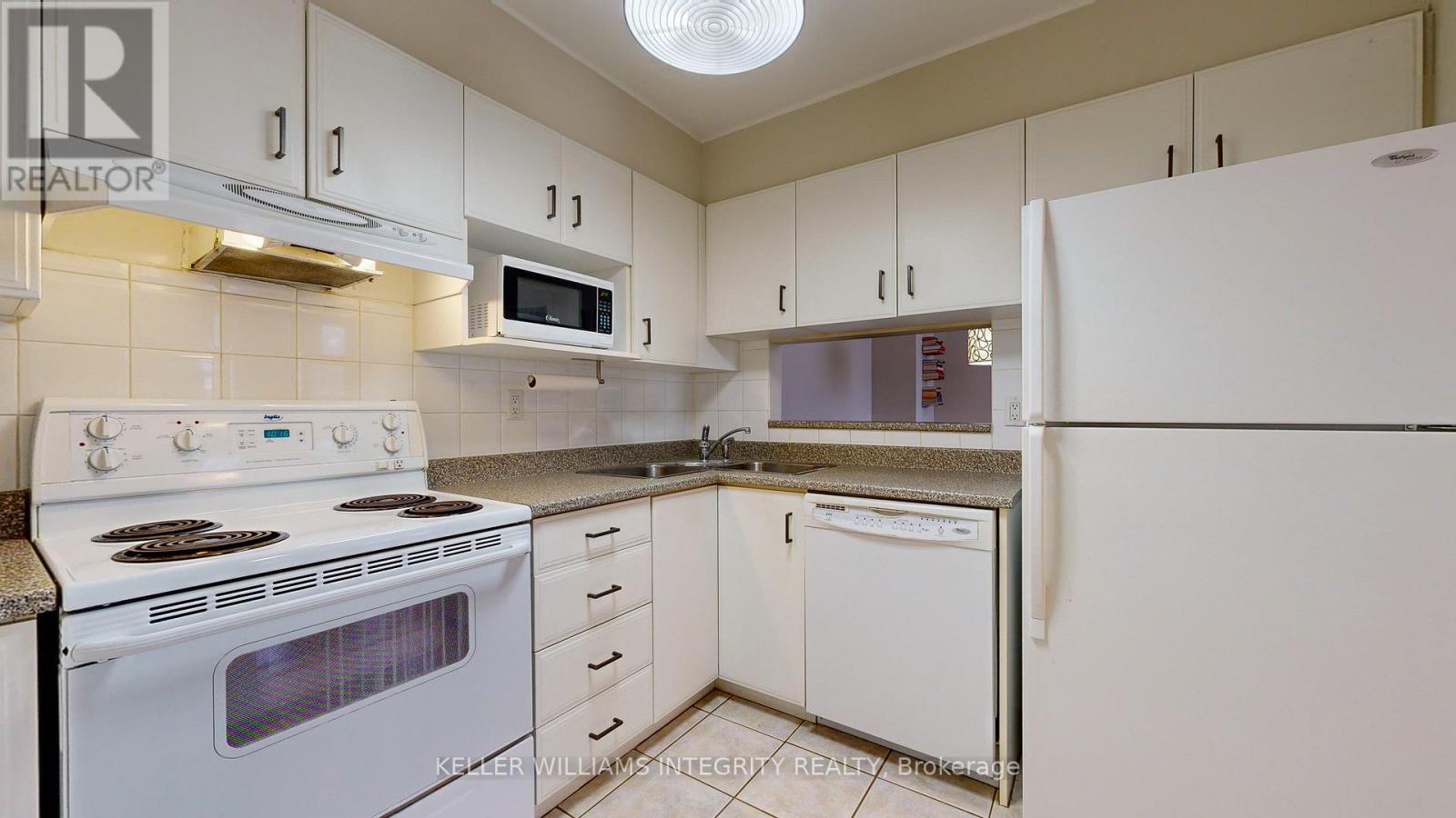245 Cumberland Street, Ottawa, Ontario  K1N 8W6 - Photo 17 - X12026098