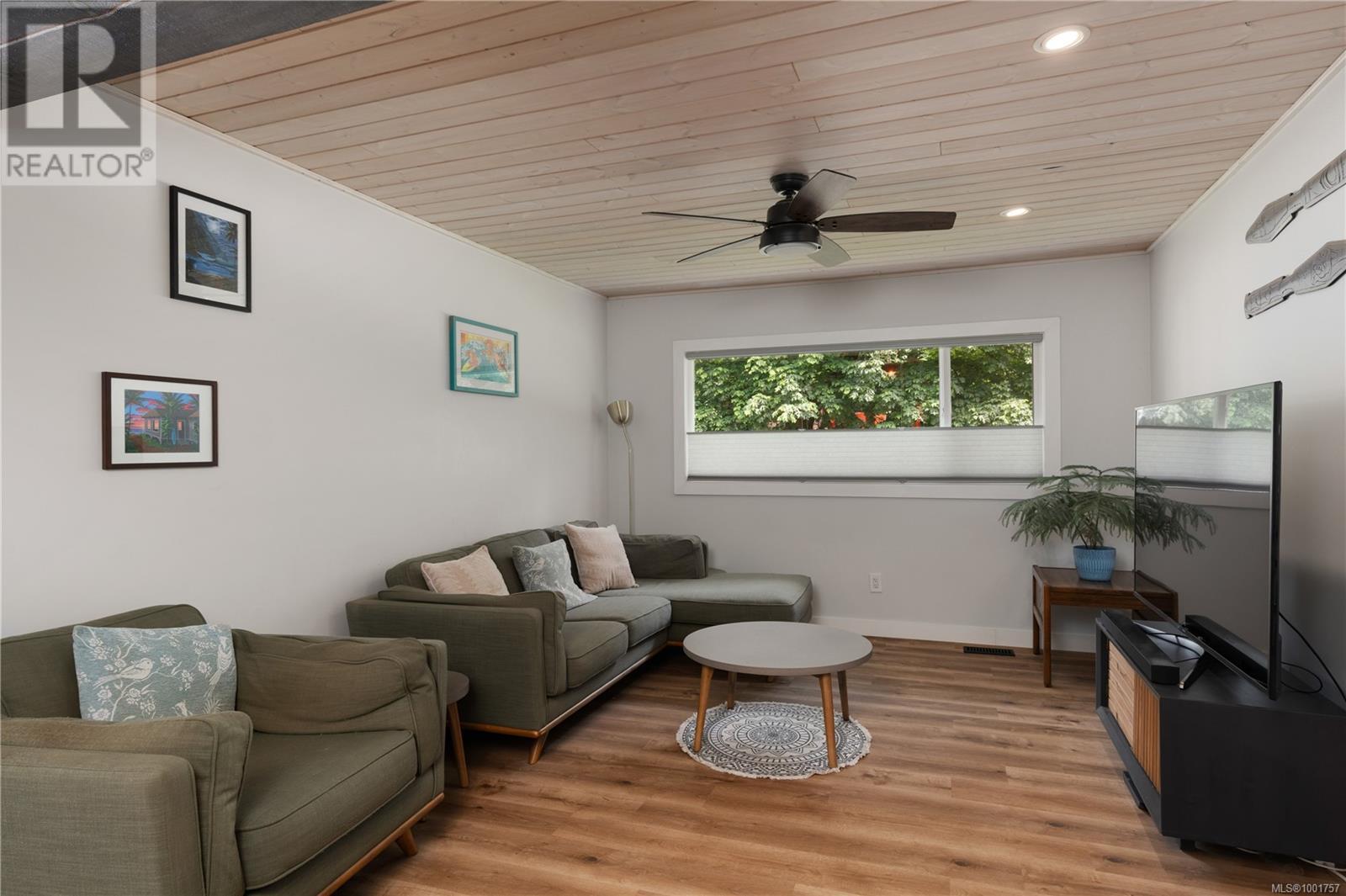 Property at 1885 Verlon Rd image 3