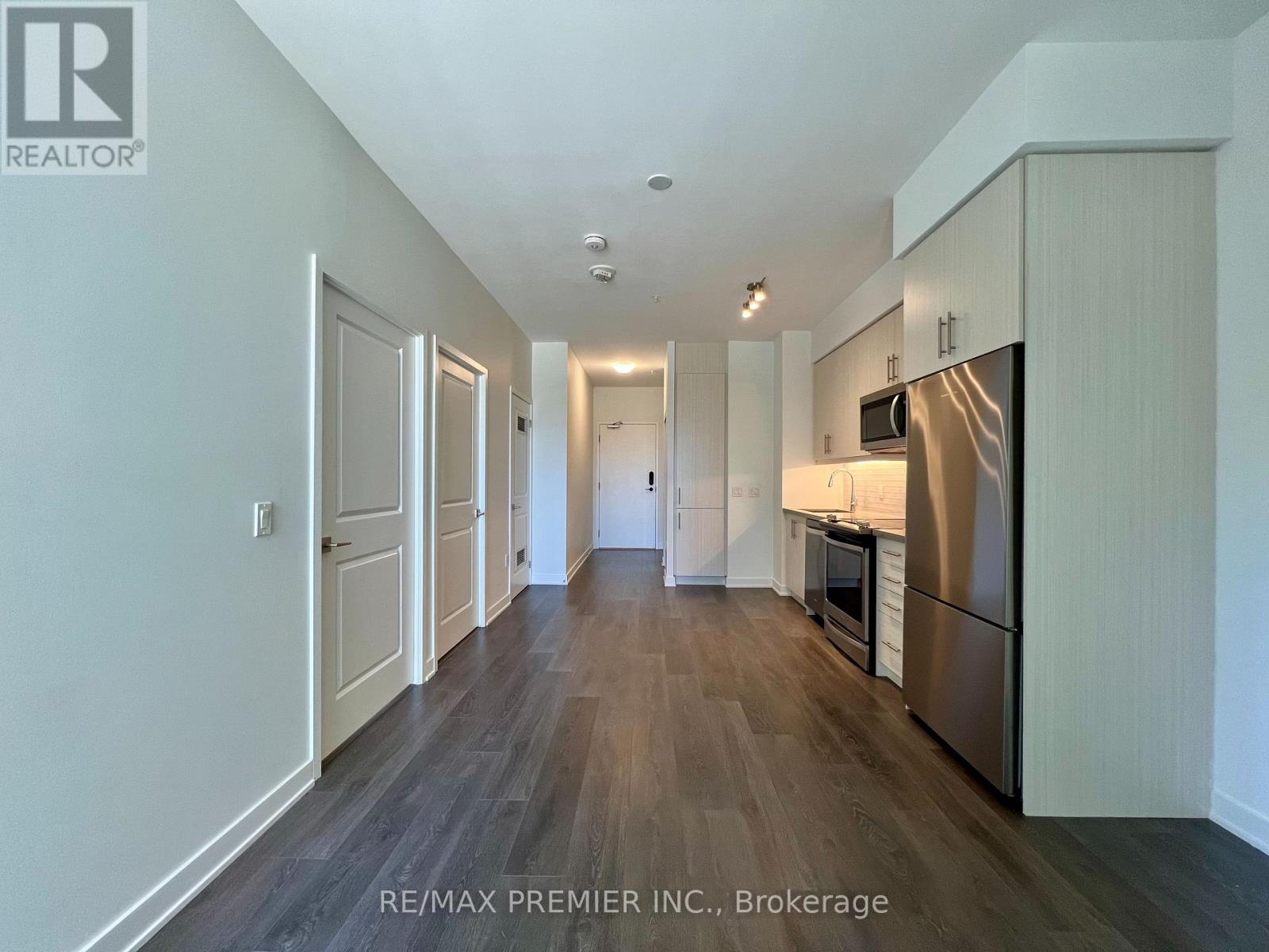 204 - 85 Oneida Crescent, Richmond Hill, Ontario  L4B 0H4 - Photo 10 - N12186623