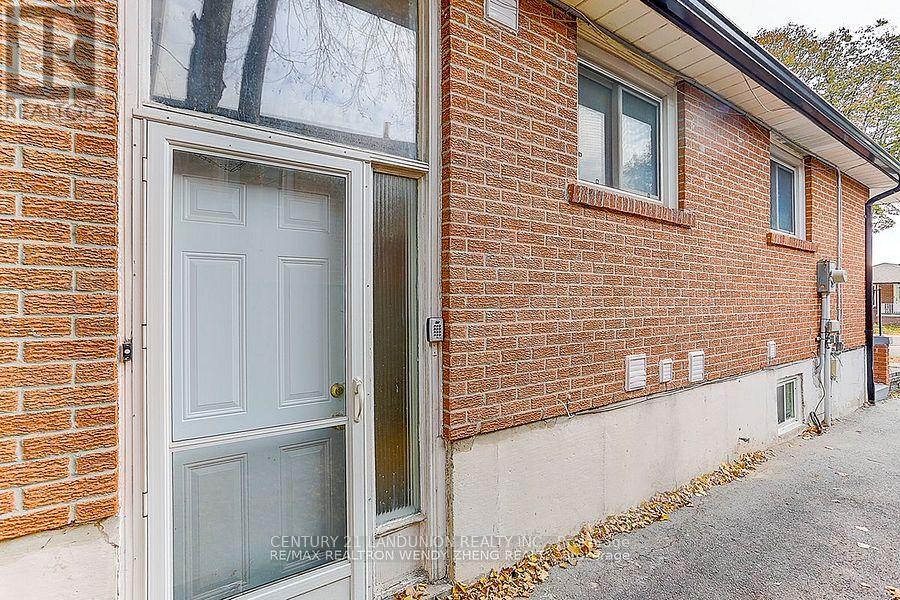 (Bsmt) - 92 Mentor Boulevard, Toronto (Hillcrest Village), Ontario  M2H 2N1 - Photo 2 - C12187162