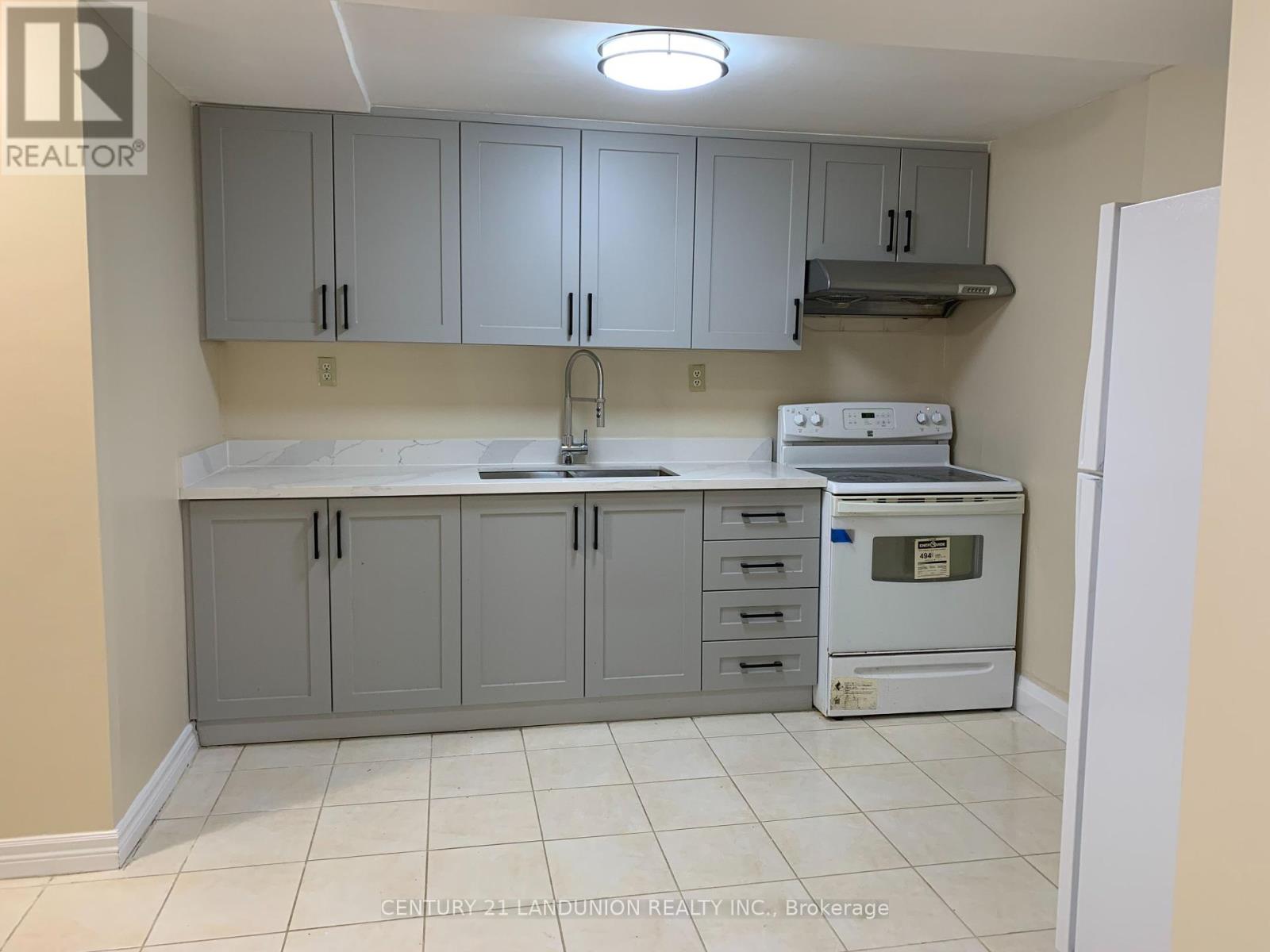 (Bsmt) - 92 Mentor Boulevard, Toronto (Hillcrest Village), Ontario  M2H 2N1 - Photo 4 - C12187162