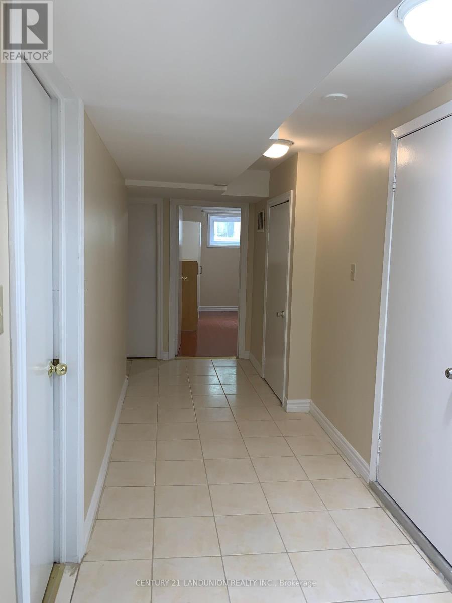 (Bsmt) - 92 Mentor Boulevard, Toronto (Hillcrest Village), Ontario  M2H 2N1 - Photo 5 - C12187162
