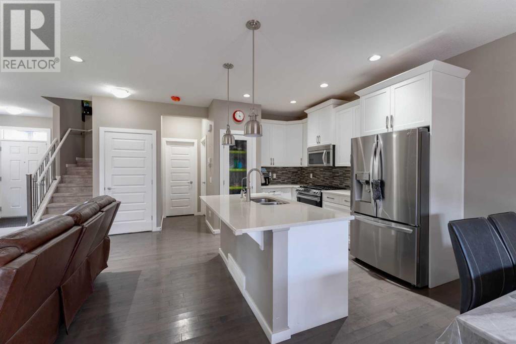 17 Copperpond Parade Se, Calgary, Alberta  T2Z 5A8 - Photo 7 - A2220415