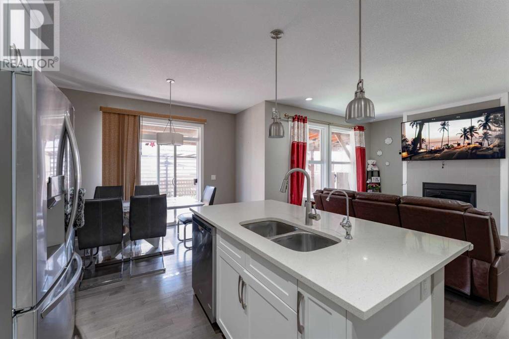 17 Copperpond Parade Se, Calgary, Alberta  T2Z 5A8 - Photo 6 - A2220415