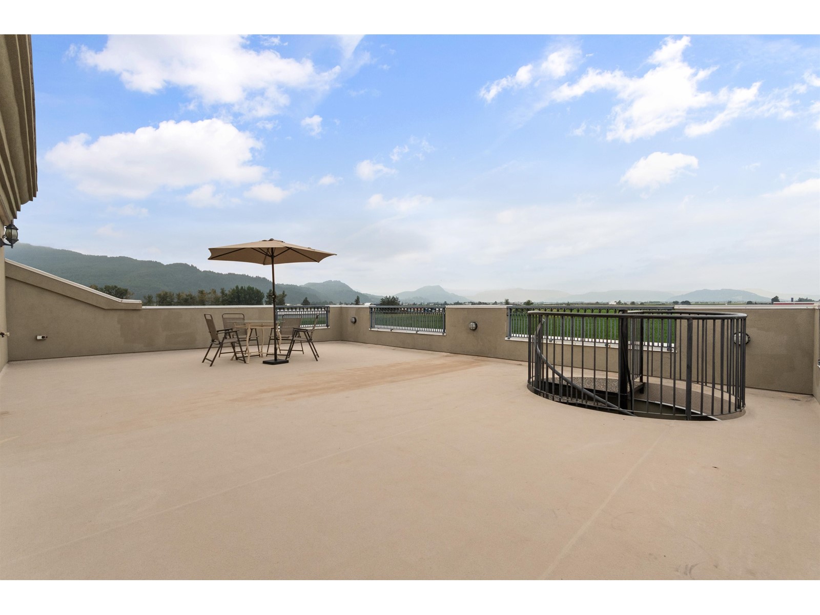 8703 Upper Prairie Road, East Chilliwack, Chilliwack, British Columbia  V2P 6H3 - Photo 39 - R2978063