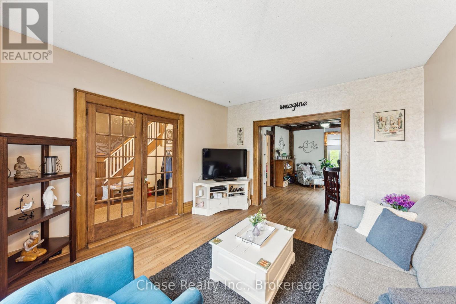 746 Sixth Avenue, Tay, Ontario  L0K 1R0 - Photo 10 - S12187183