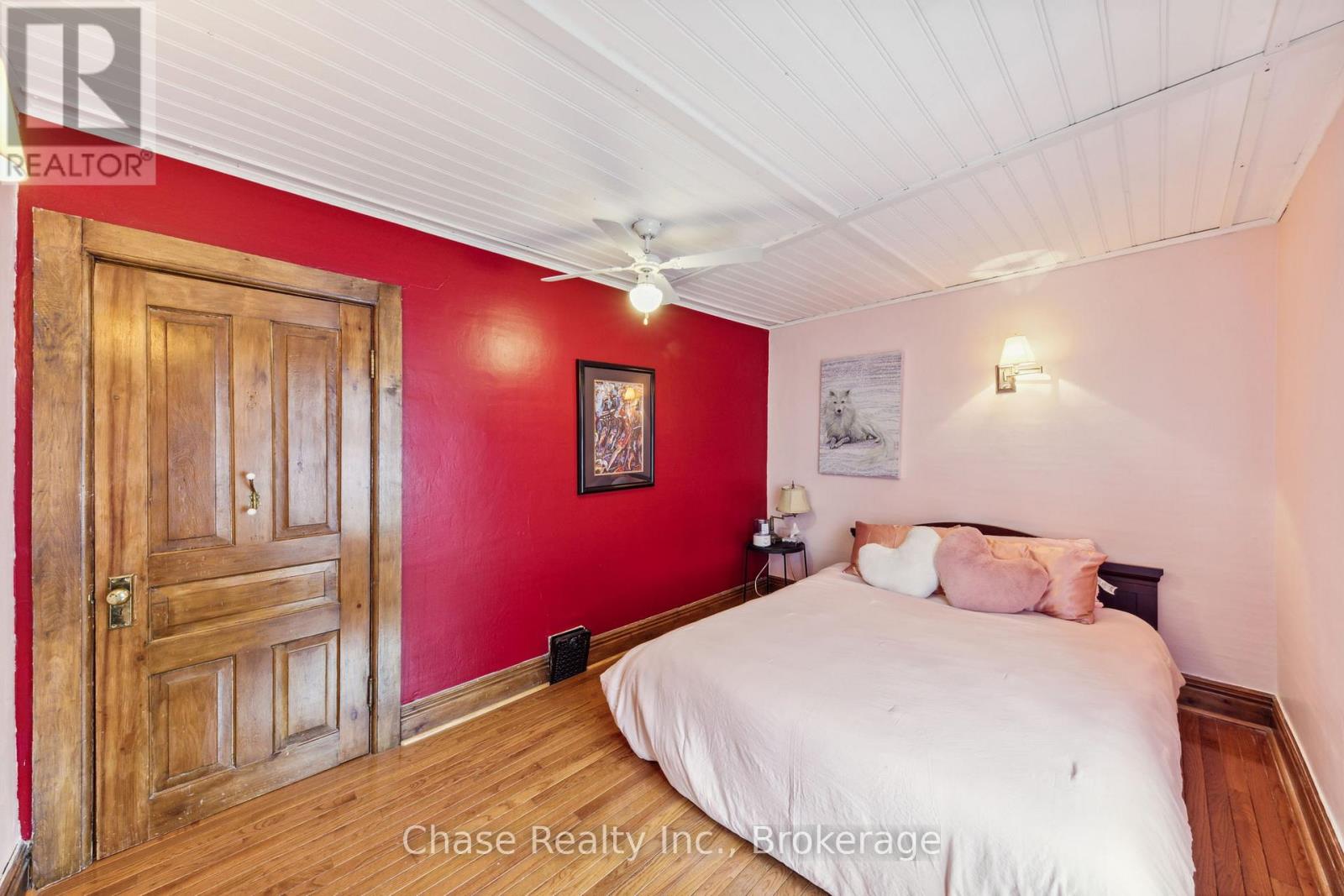 746 Sixth Avenue, Tay, Ontario  L0K 1R0 - Photo 21 - S12187183
