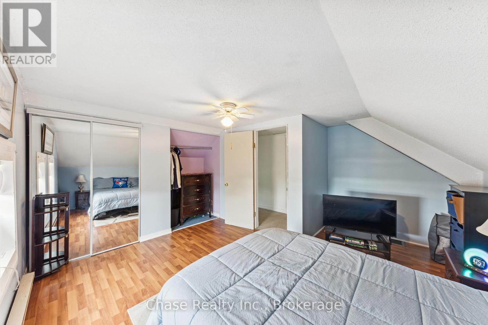 746 Sixth Avenue, Tay, Ontario  L0K 1R0 - Photo 27 - S12187183