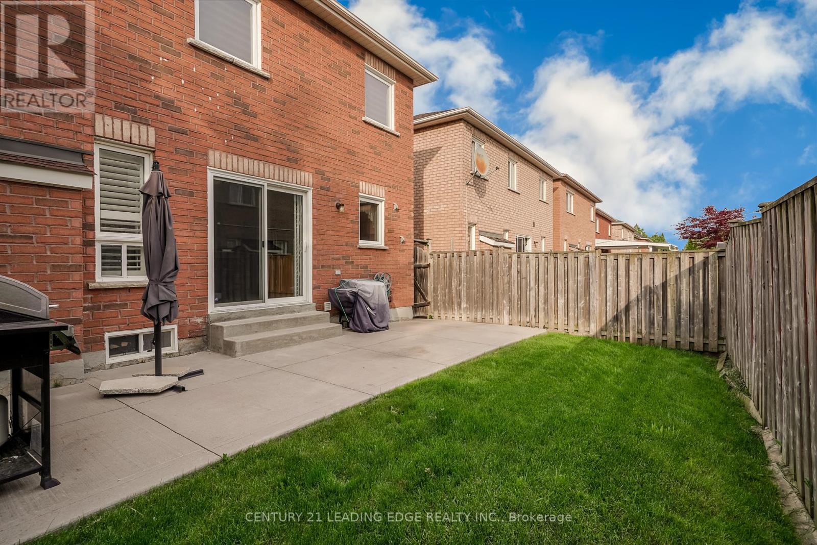 14 Galveston Crescent, Brampton (Fletcher's Meadow), Ontario  L7A 3R7 - Photo 50 - W12183399