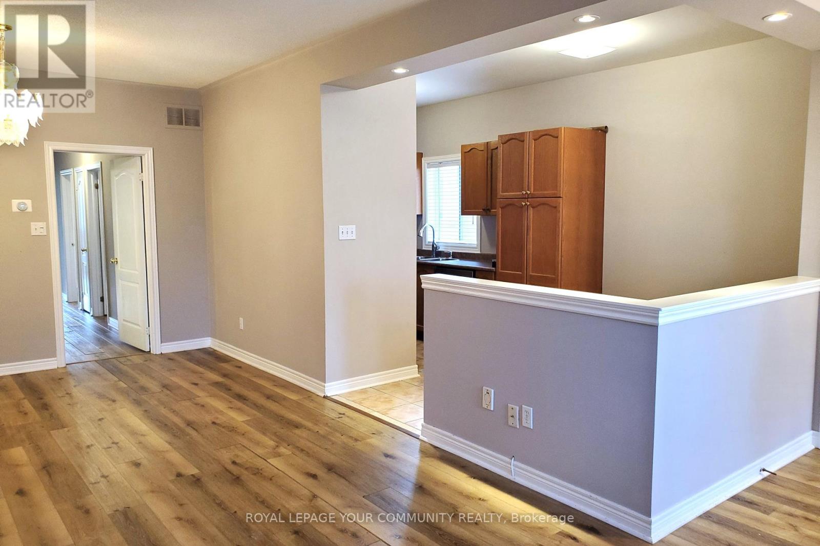Main - 46 Belwood Boulevard, Vaughan, Ontario  L4K 5H4 - Photo 7 - N12187180