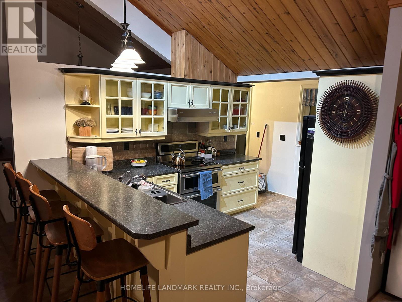 642 North Shore Dr E Drive, Otonabee-South Monaghan, Ontario  K0L 1B0 - Photo 6 - X12187181