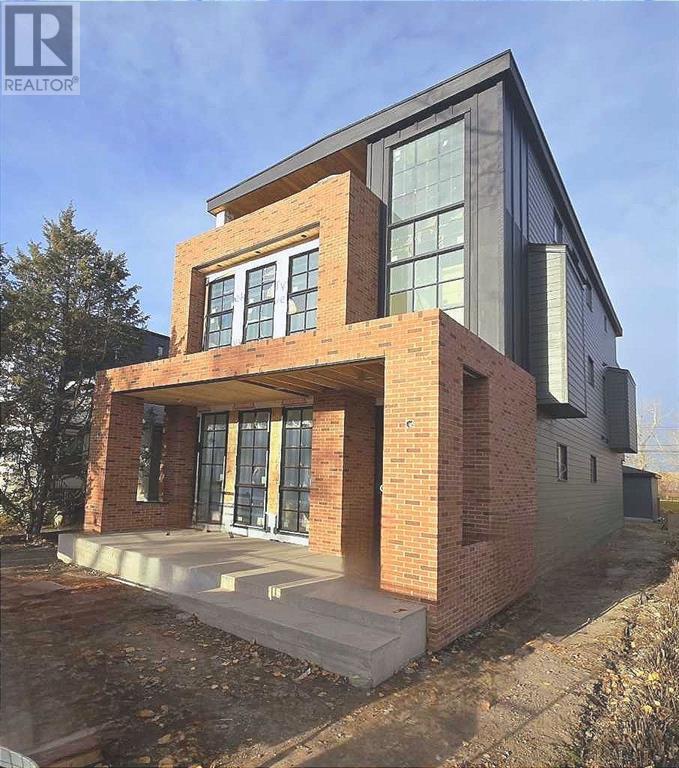 Property at 1222 8 Avenue SE image 4