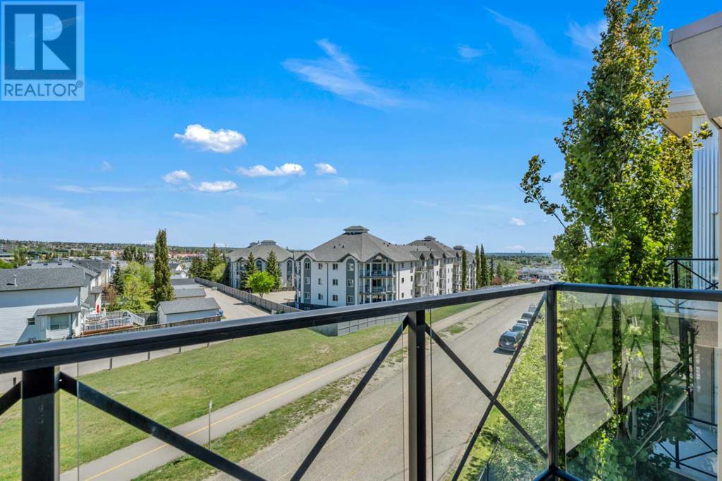Property at 517, 88 Arbour Lake Road NW image 3
