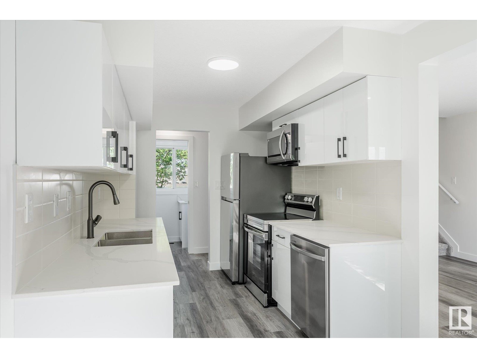 199 Centennial Co Nw, Edmonton, Alberta  T5P 0V4 - Photo 11 - E4439769