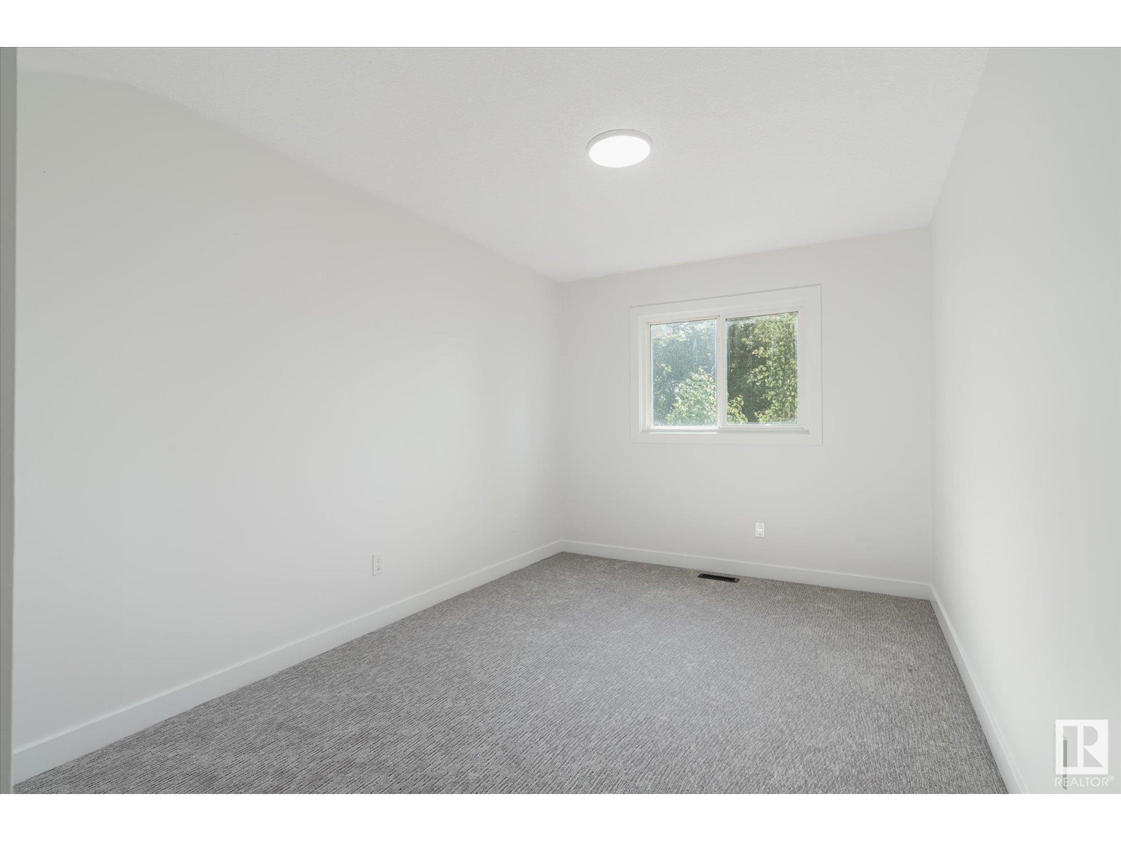 199 Centennial Co Nw, Edmonton, Alberta  T5P 0V4 - Photo 20 - E4439769