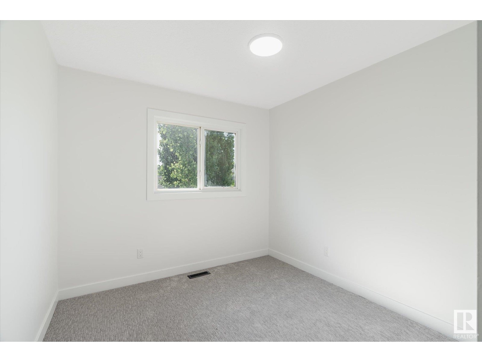 199 Centennial Co Nw, Edmonton, Alberta  T5P 0V4 - Photo 22 - E4439769