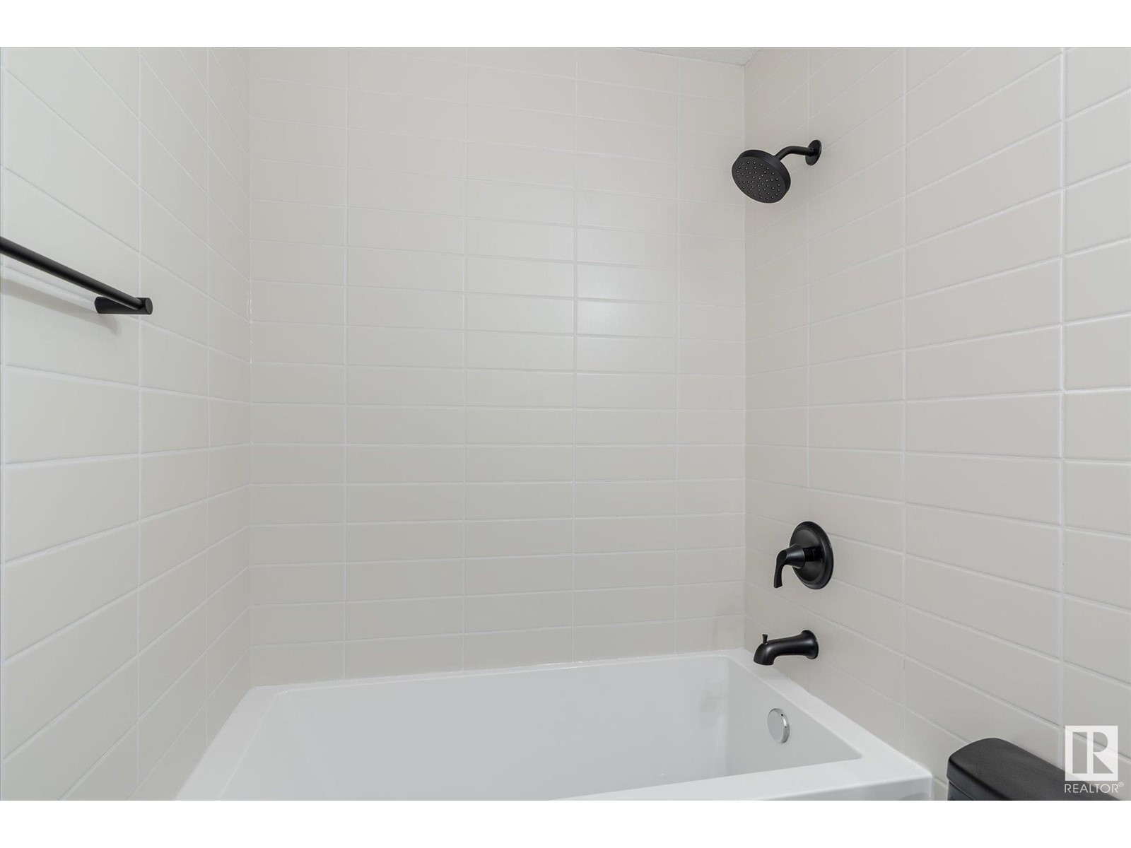 199 Centennial Co Nw, Edmonton, Alberta  T5P 0V4 - Photo 25 - E4439769