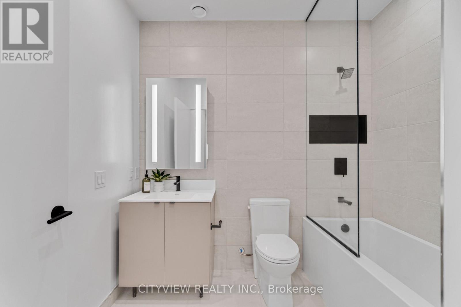 Ph13 - 500 Dupont Street, Toronto, Ontario  M6G 1Y7 - Photo 24 - C12187198