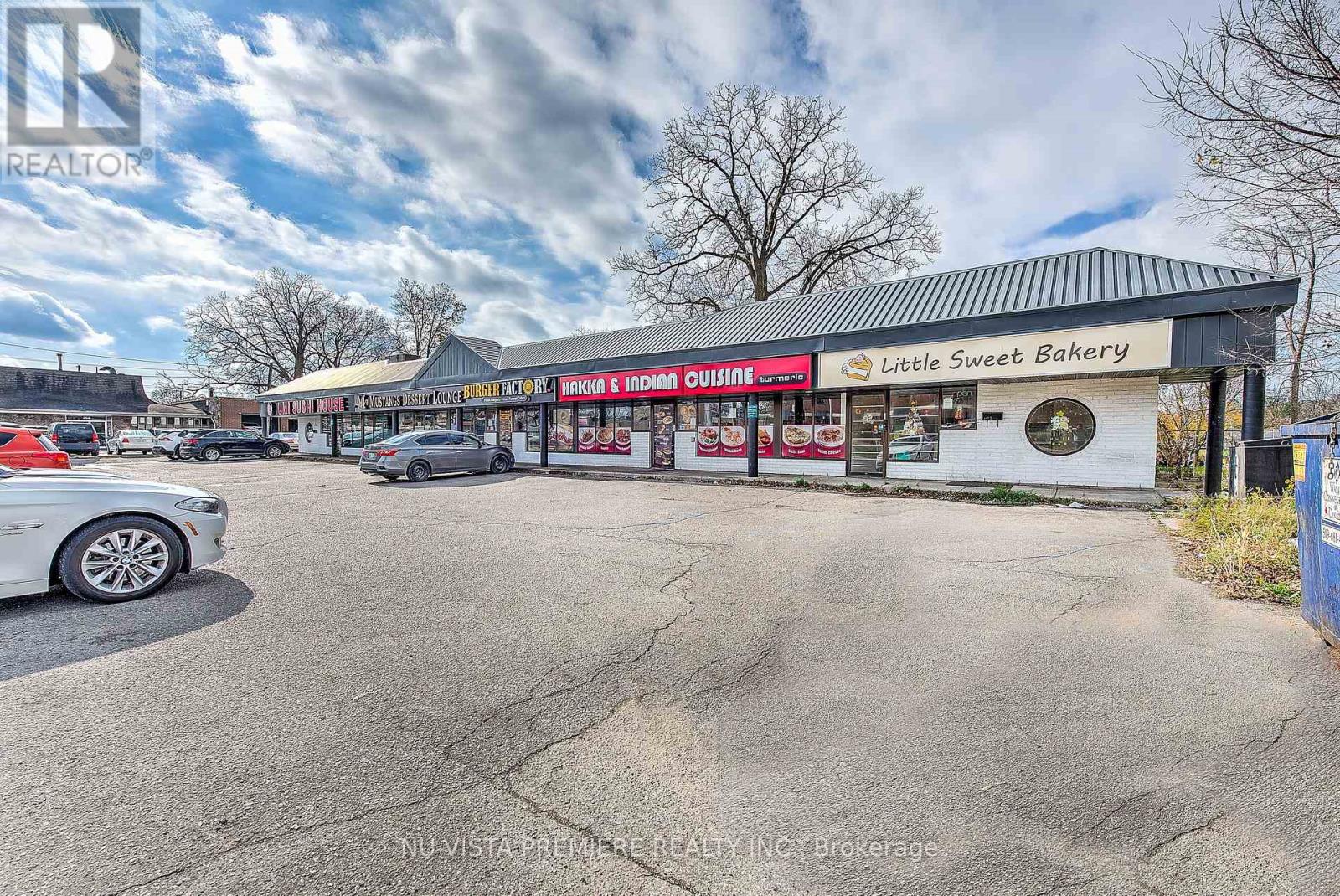 5 - 276 Wharncliffe Road, London North (North N), Ontario  N6H 2C3 - Photo 4 - X12187217