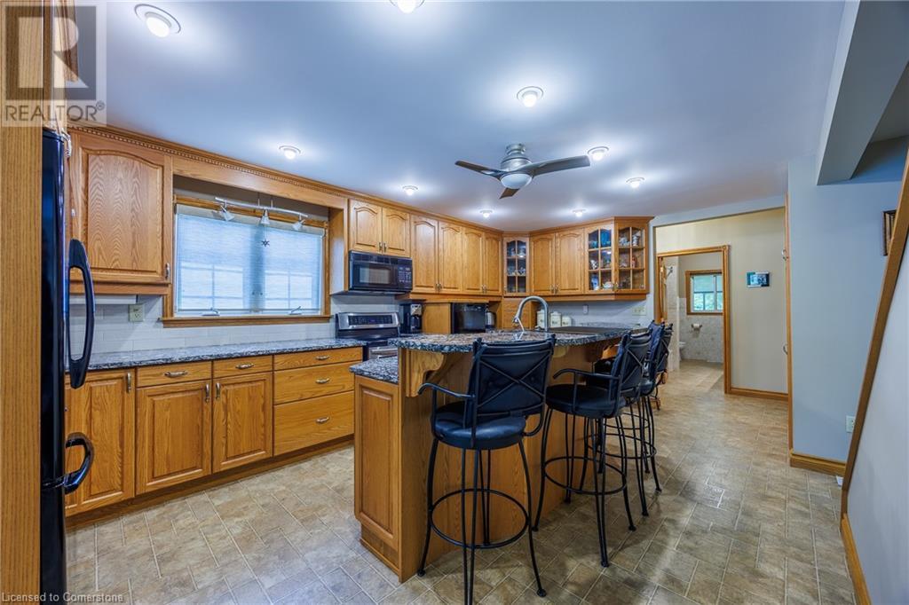 Property at 362 WILLIAM Street image 5