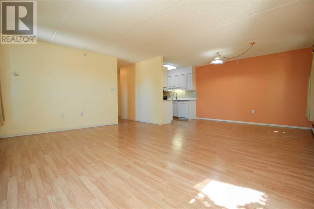 304, 4614 47a Avenue, Red Deer, Alberta  T4R 3N2 - Photo 7 - A2225880