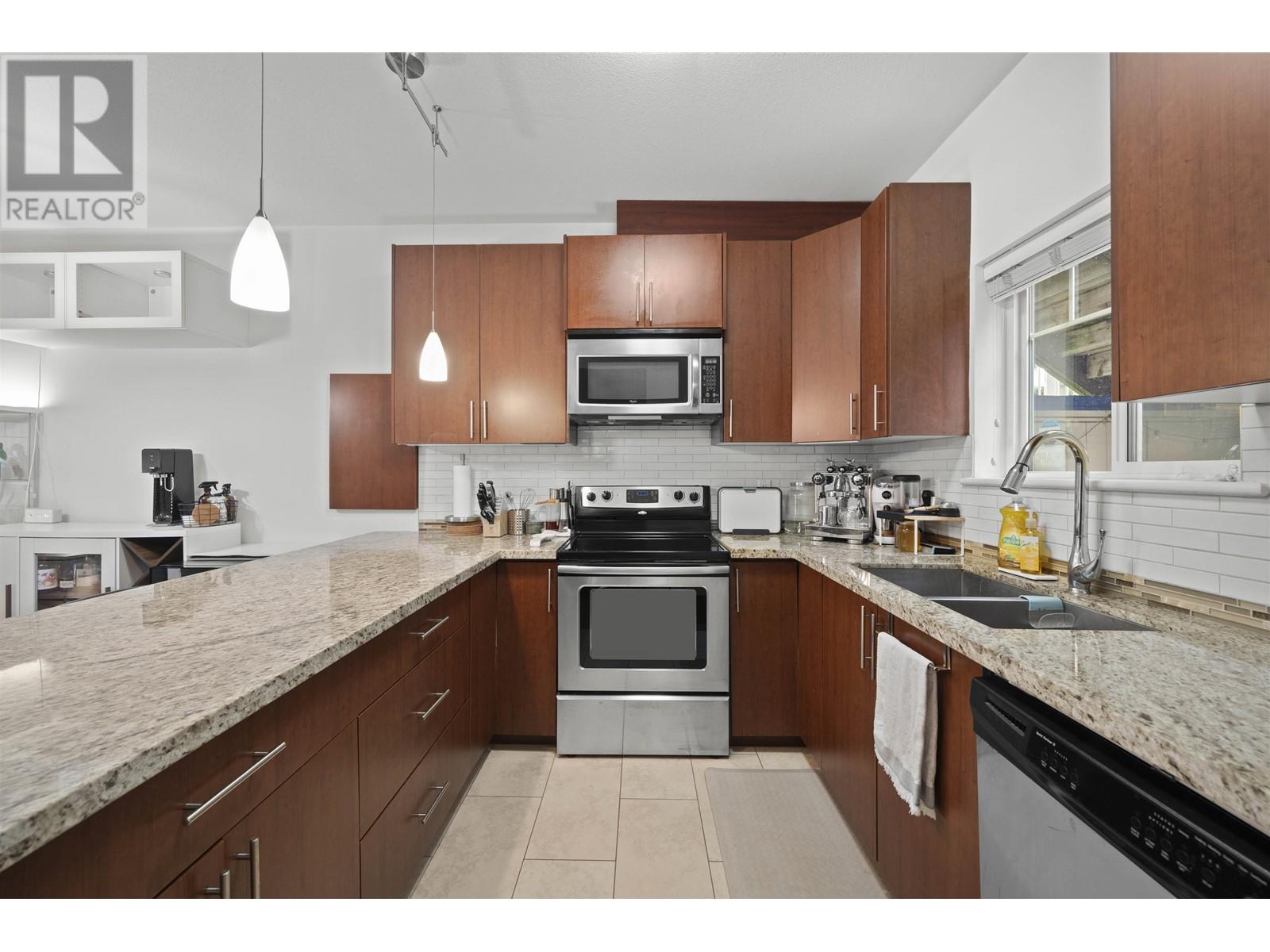 110 368 Ellesmere Avenue, Burnaby, British Columbia  V5B 3S9 - Photo 7 - R3002274