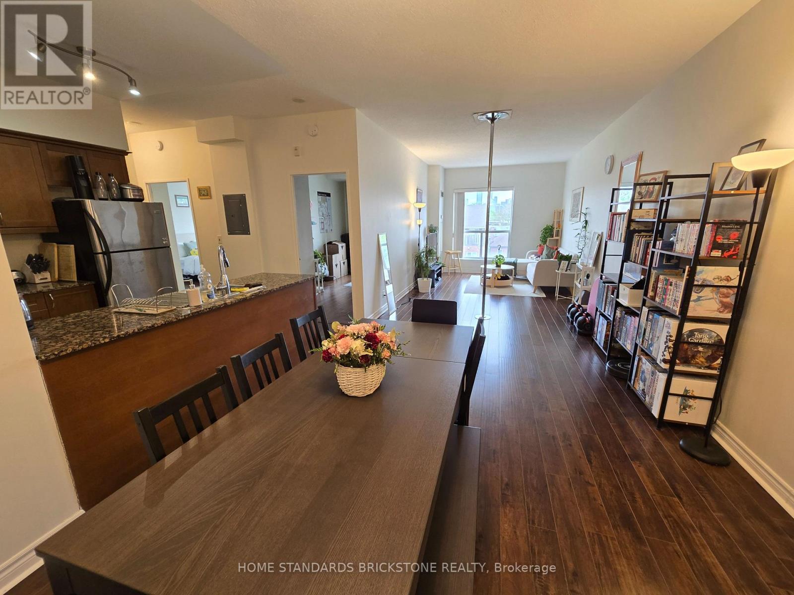 405 - 11 Christie Street, Toronto, Ontario  M6G 4C3 - Photo 1 - C12187202