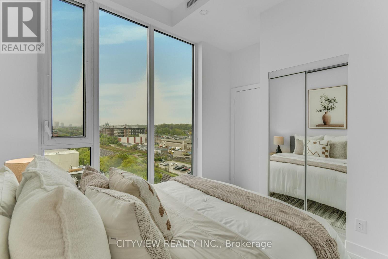 Ph5 - 500 Dupont Street, Toronto, Ontario  M6G 1Y7 - Photo 17 - C12187215