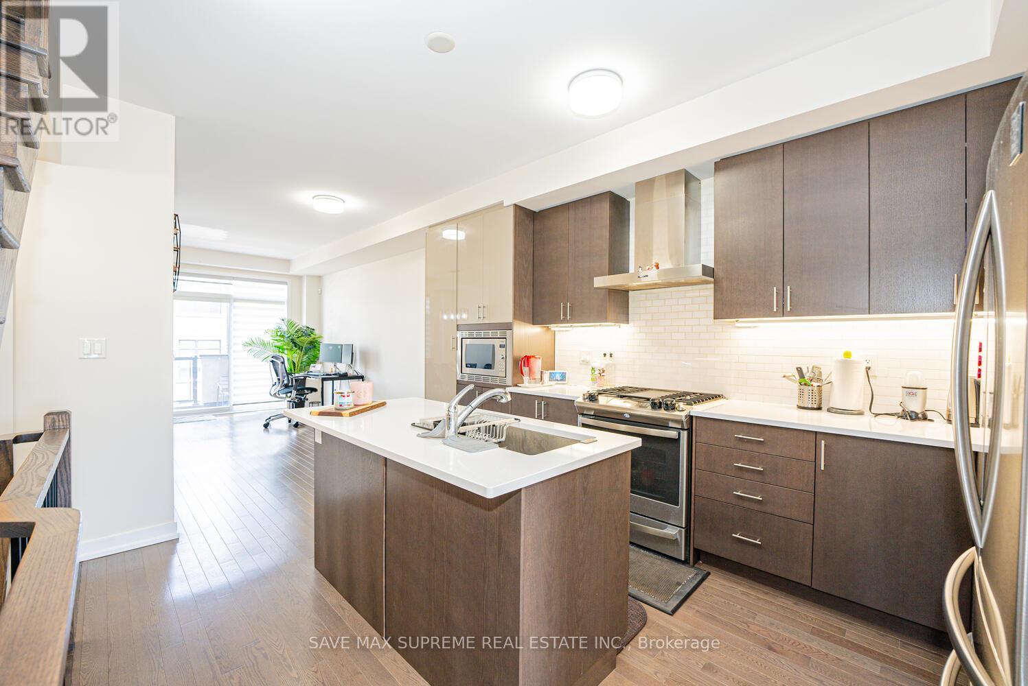 2638 Castlegate Crossing Crossing, Pickering (Duffin Heights), Ontario  L1X 0H8 - Photo 19 - E12187209