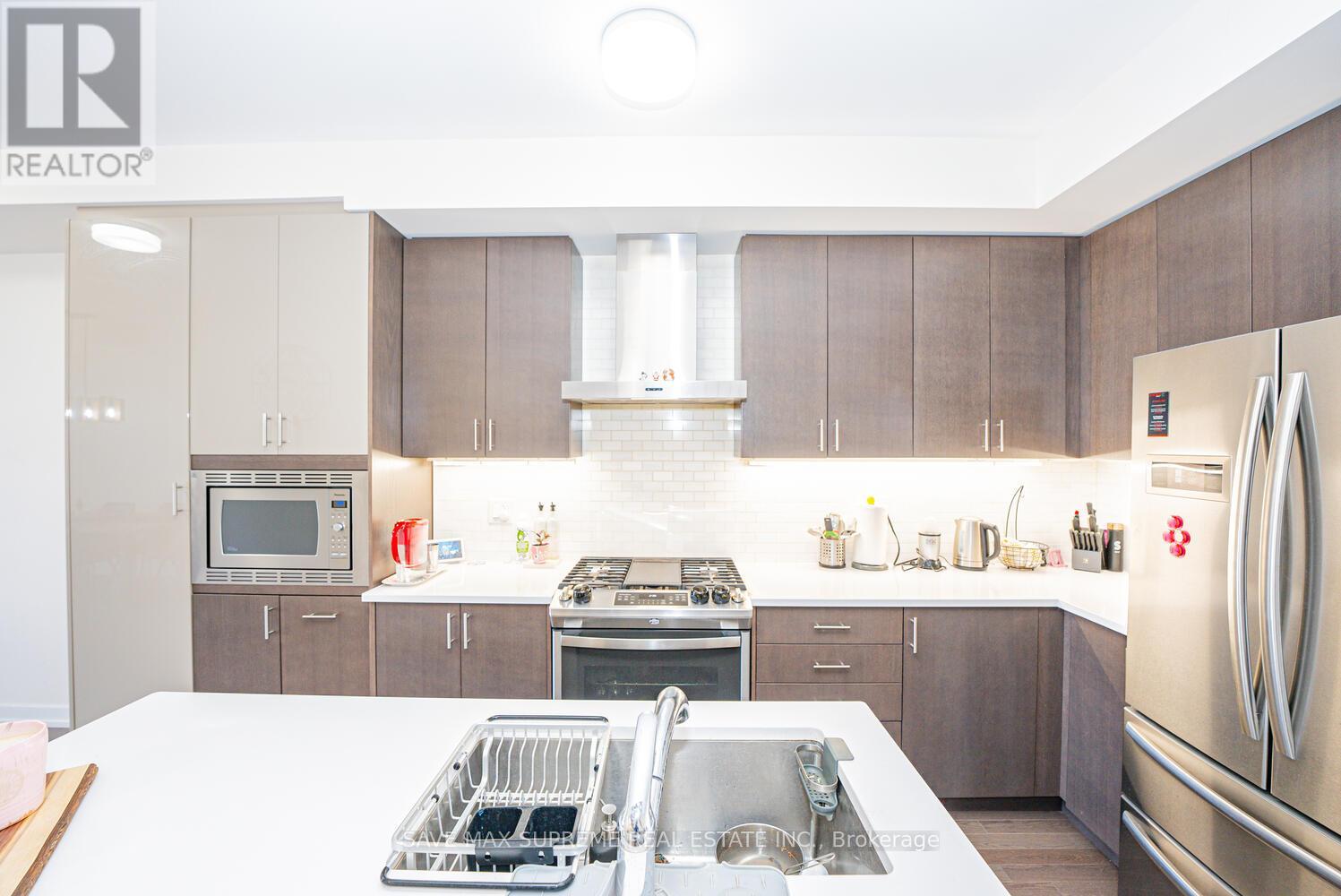 2638 Castlegate Crossing Crossing, Pickering (Duffin Heights), Ontario  L1X 0H8 - Photo 21 - E12187209