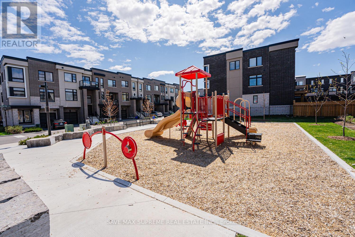 2638 Castlegate Crossing Crossing, Pickering (Duffin Heights), Ontario  L1X 0H8 - Photo 45 - E12187209