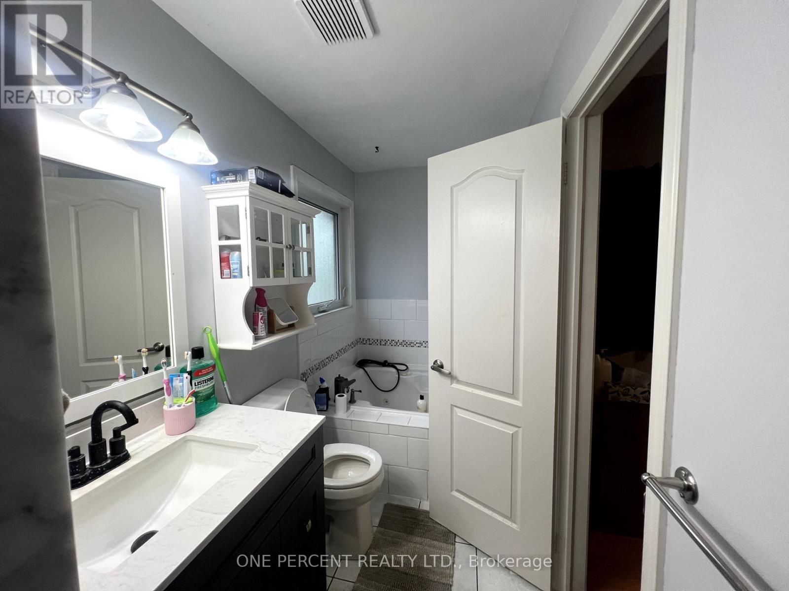 10 Royal Park Boulevard, Barrie (Bayshore), Ontario  L4N 0G6 - Photo 11 - S12187212