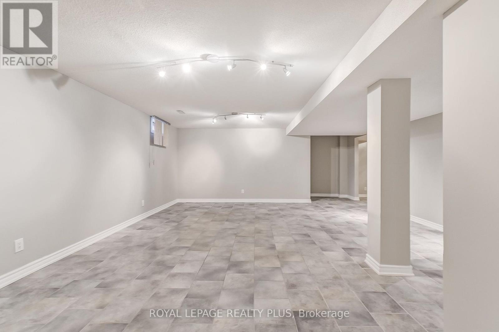 6451 Alderwood Trail, Mississauga (Lisgar), Ontario  L5N 6W5 - Photo 35 - W12187219