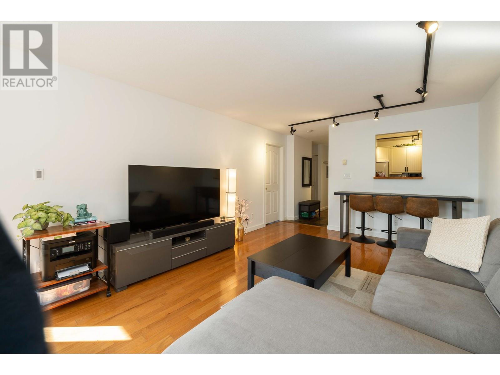 105 175 W 4th Street, North Vancouver, British Columbia  V7M 1H6 - Photo 8 - R3006530