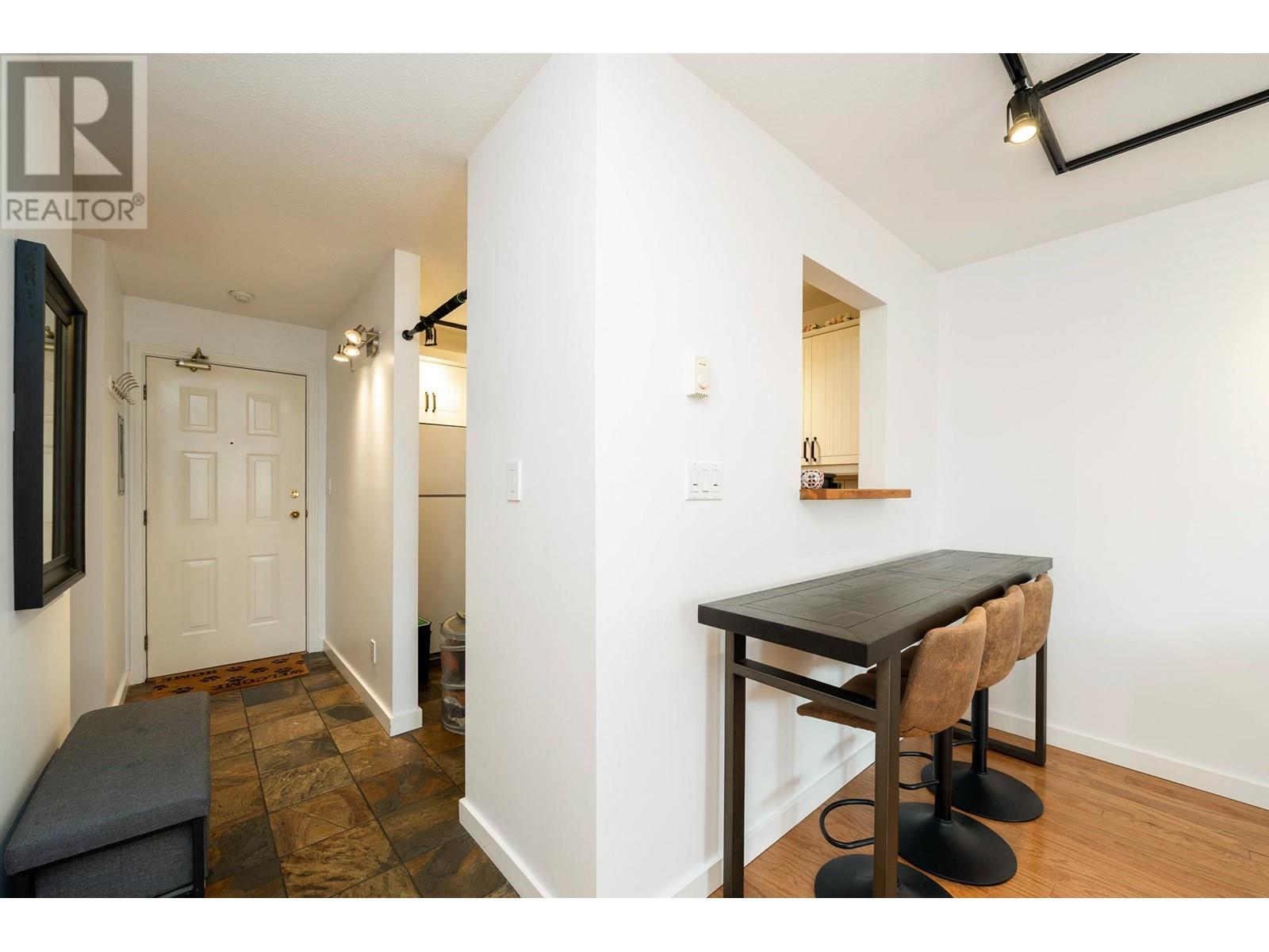 105 175 W 4th Street, North Vancouver, British Columbia  V7M 1H6 - Photo 3 - R3006530