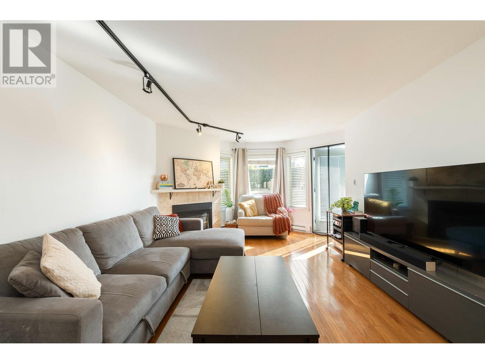 105 175 W 4th Street, North Vancouver, British Columbia  V7M 1H6 - Photo 4 - R3006530